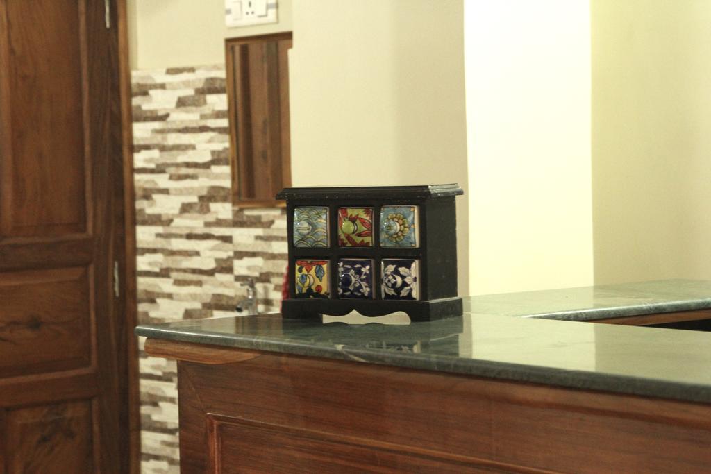Lotus Paying Guesthouse Varanasi Exterior photo