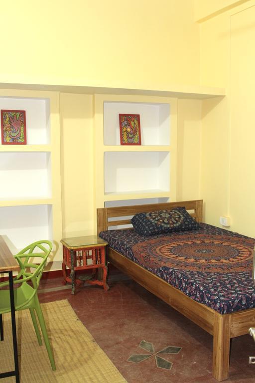 Lotus Paying Guesthouse Varanasi Exterior photo